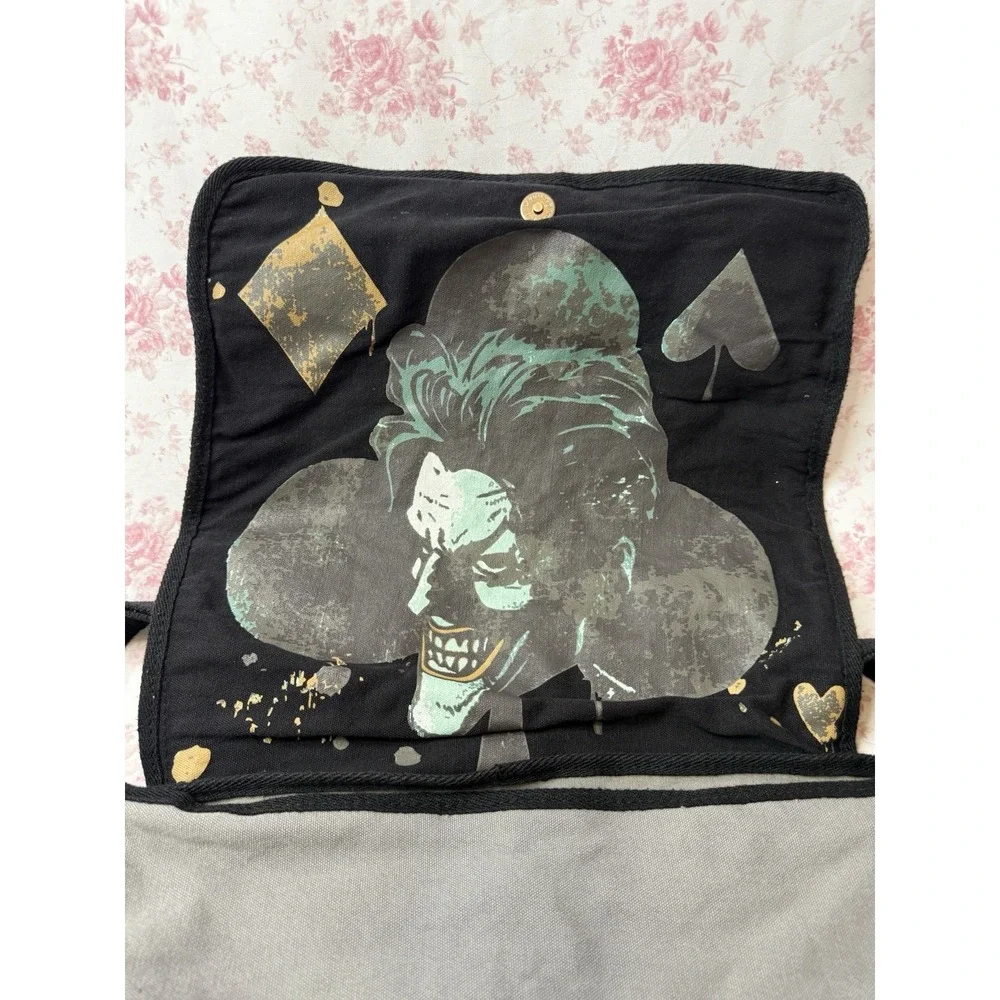 Joker black gray